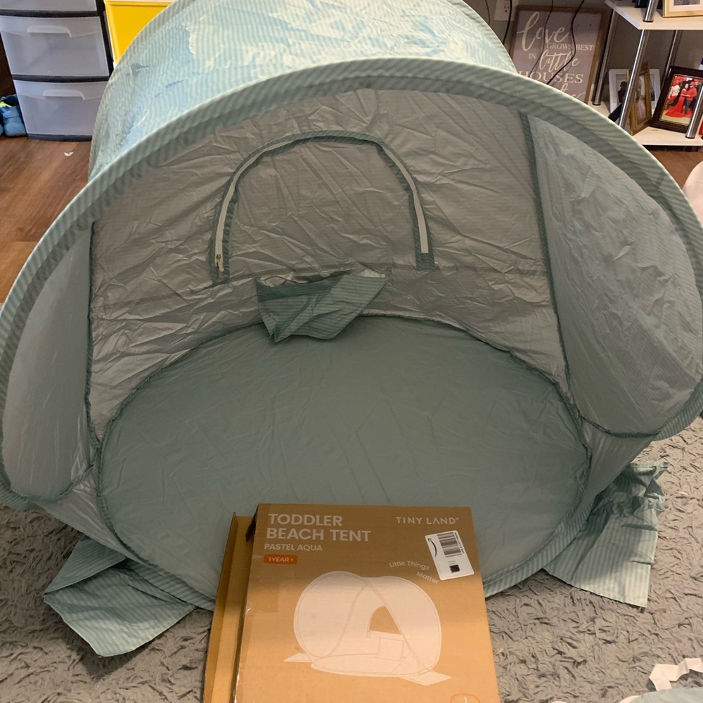 Toddler Beach Tent - Pastel Aqua